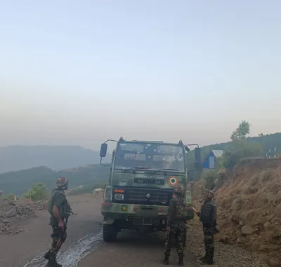 one killed  four injured in militant attack on indian air force convoy in poonch