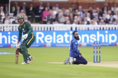 visa delay leaves pakistan born england spinners in limbo ahead of t20 world cup