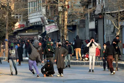 behind the spurt in recent encounters lies the flow of recruits to militancy in kashmir