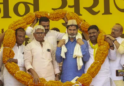 on bihar s streets  the prashant kishor phenomenon slowly takes shape