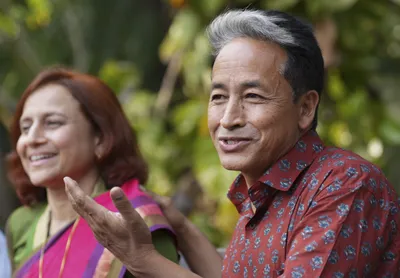 as sonam wangchuk compares ladakh with manipur  lg saxena cautions him against  provocative narrative 