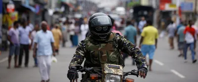 sri lankan police raids headquarters of hardline islamist group suspected in church bombings