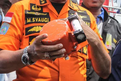 lion air jet  indonesian searchers find black box from crashed jet on sea floor