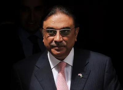 pakistan ex president zardari arrested in separate corruption case