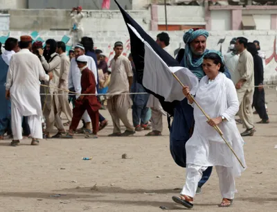 three pashtun rights activists abducted  blame pakistan s military