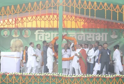 as grand alliance reworks caste math  nda battles to retain champaran